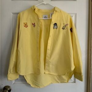 Disney Winnie the Pooh embroidered button down shirt, size xs